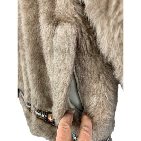 Vintage Hansa-Branta Stearns Ladies Small Faux Fur Jacket Embroider Trim Down - Picture 8 of 8